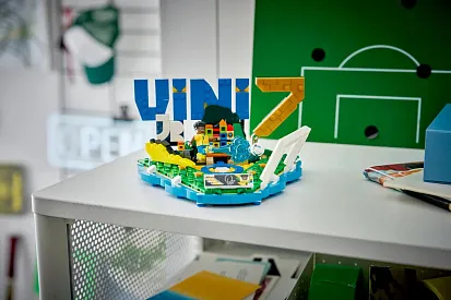 LEGO Editons Vini Jr Jr. Football Highlights